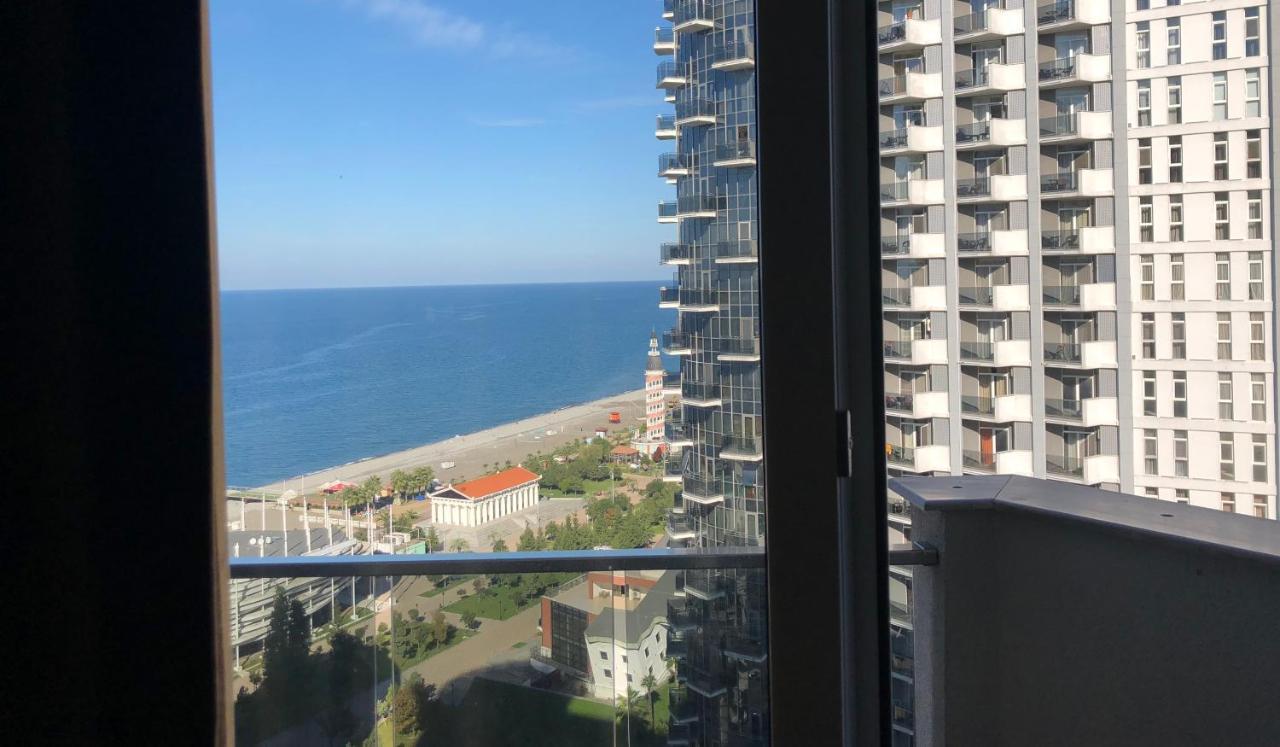 Black Sea Towers Μπατούμι Εξωτερικό φωτογραφία