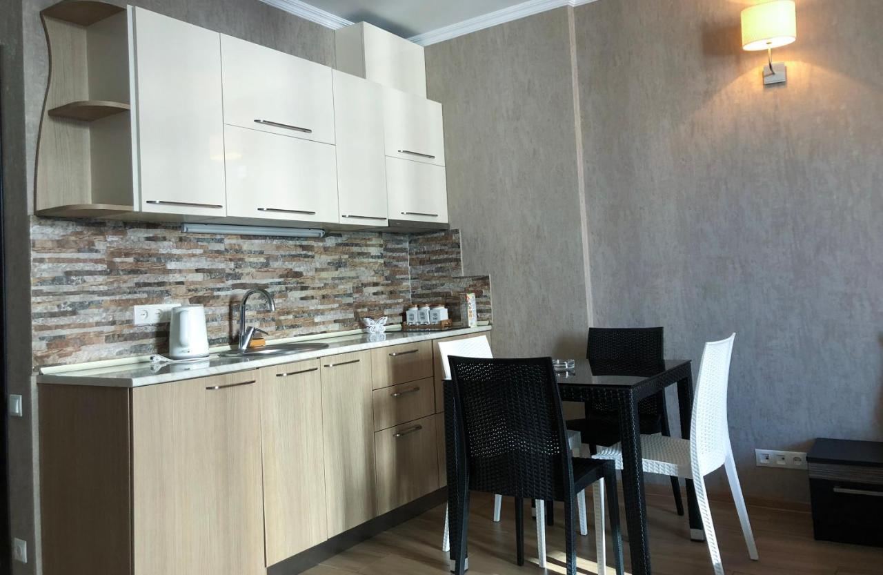 Black Sea Towers Μπατούμι Εξωτερικό φωτογραφία