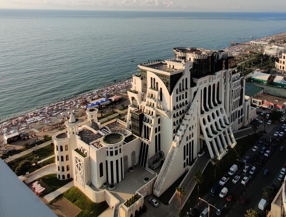 Black Sea Towers Μπατούμι Εξωτερικό φωτογραφία