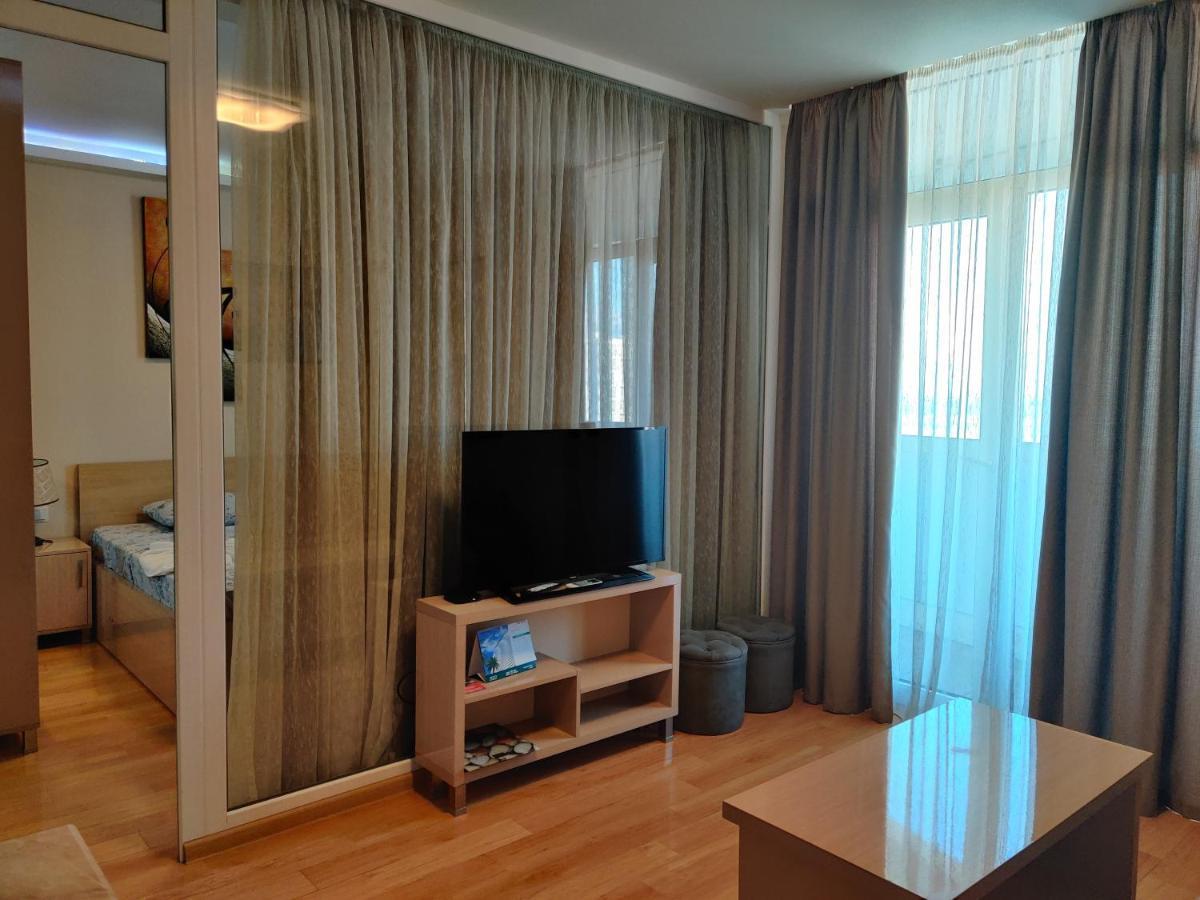 Black Sea Towers Μπατούμι Εξωτερικό φωτογραφία