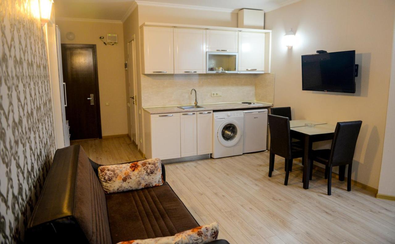 Black Sea Towers Μπατούμι Εξωτερικό φωτογραφία