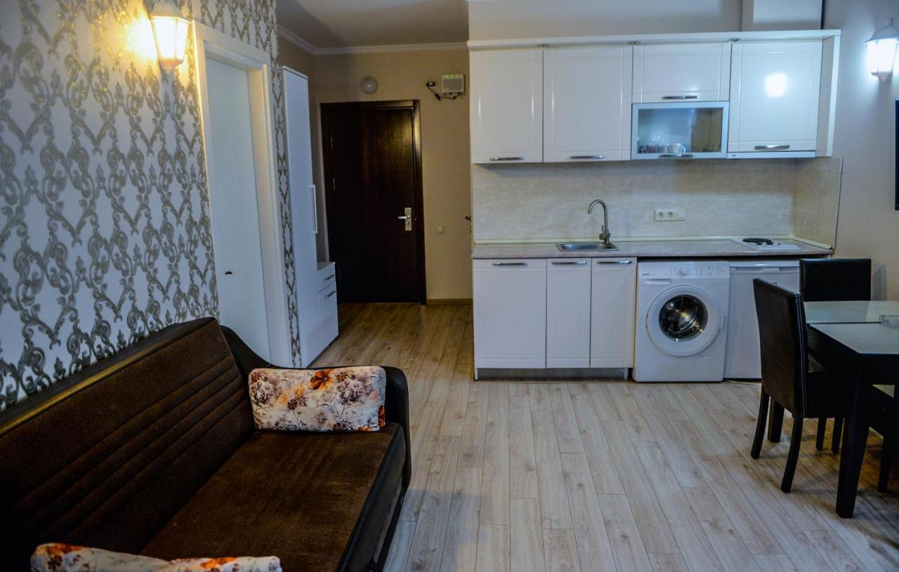 Black Sea Towers Μπατούμι Εξωτερικό φωτογραφία