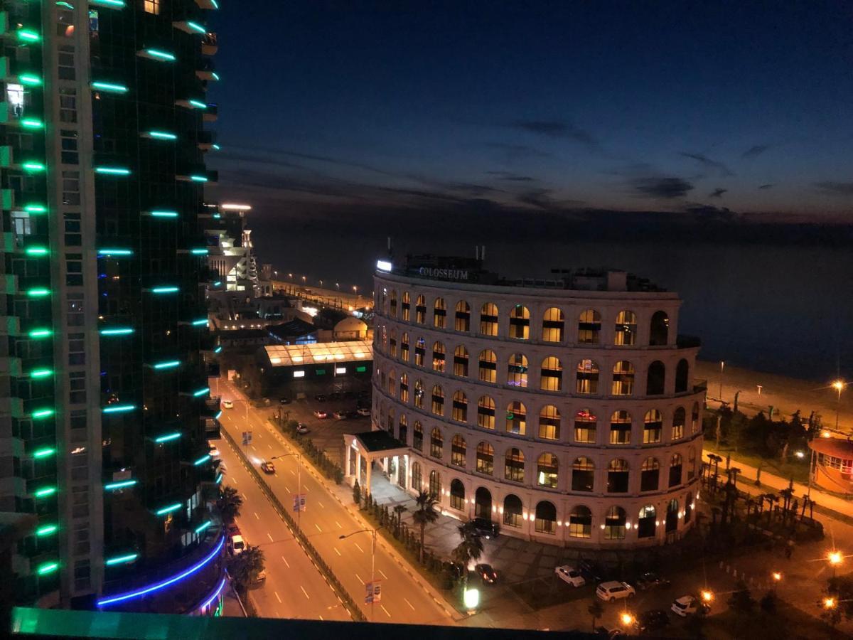 Black Sea Towers Μπατούμι Εξωτερικό φωτογραφία