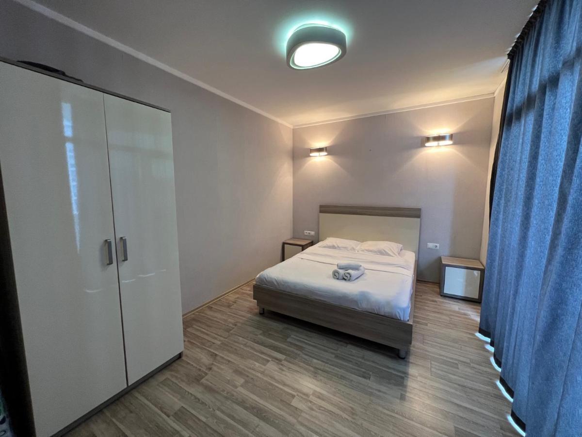 Black Sea Towers Μπατούμι Εξωτερικό φωτογραφία